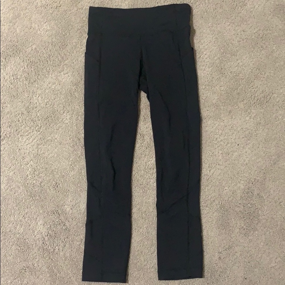 Lululemon leggings fast and free crop 19” size 2